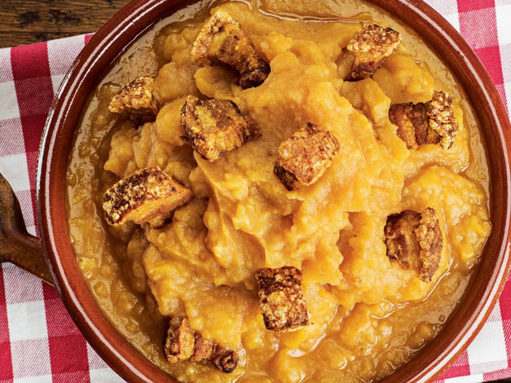 Patatas revolconas: la revolución en tu cocina en menos de una hora 30 ¿Qué son las patatas Revolconas?