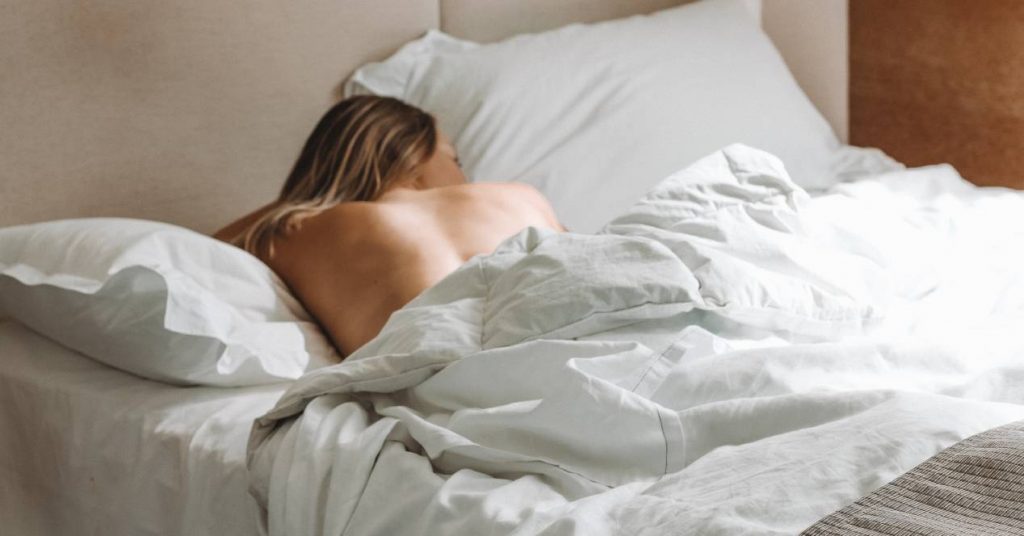Perder peso gracias a dormir sin ropa