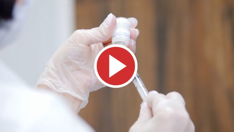 Estados Unidos tiene por primera vez más vacunados que contagiados