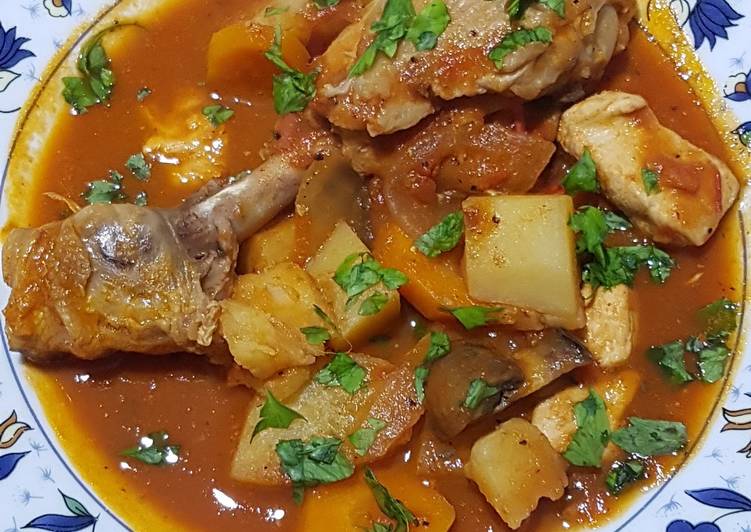 Pollo a la cazadora: el manjar campestre en tu mesa 60 La mejor receta para hacer pollo a la cazadora