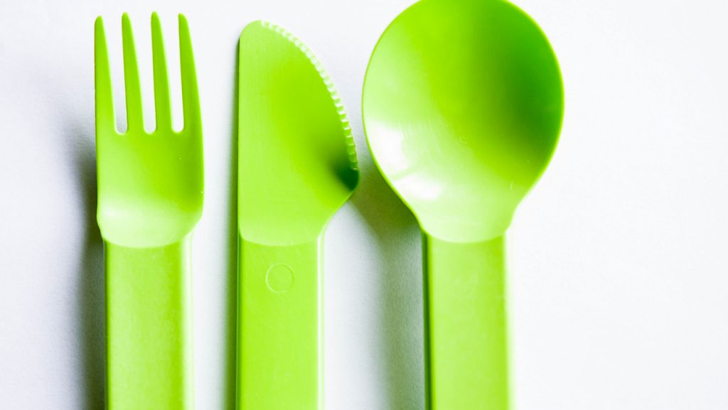 Utensilios de plástico