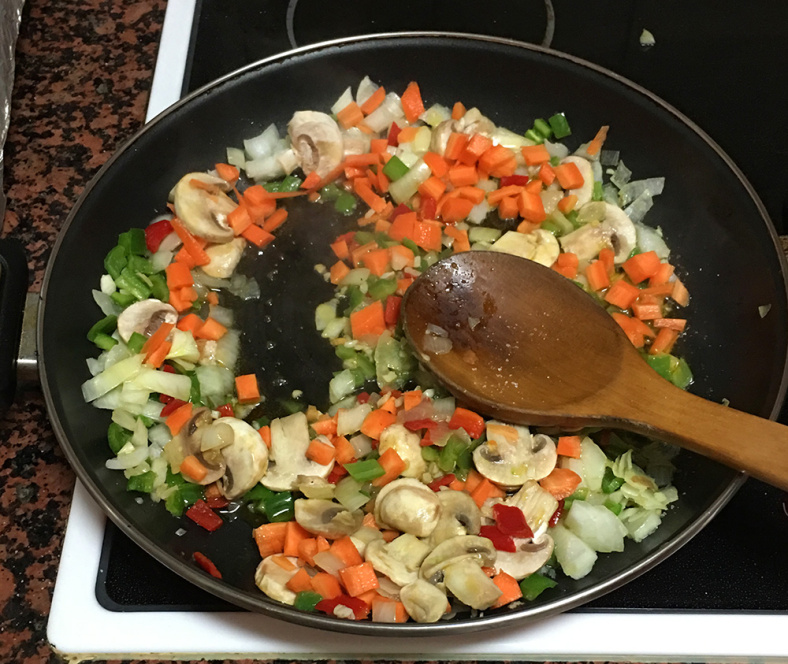 Ingrediente para la lasaña de atún con verduras