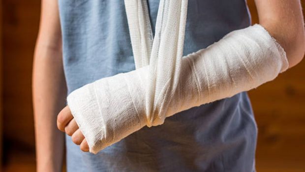 Primeros auxilios para una fractura 