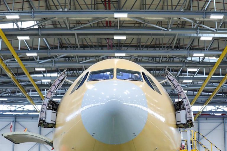 El Ministerio de Ciencia lanza el Programa Tecnológico Aeronáutico