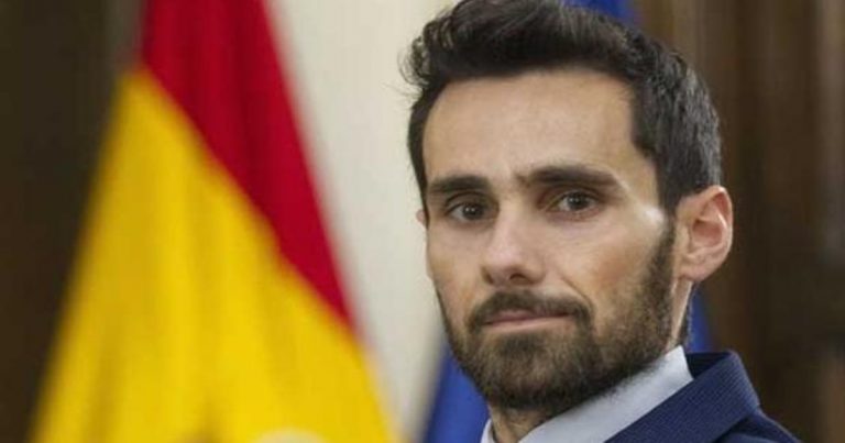 Interior ordena que se prepare la próxima vacunación de policías