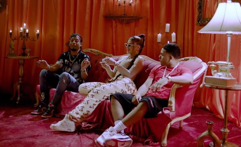 Rochy RD Myke Towers Nicki Nicole Ella No Es Tuya (Remix)