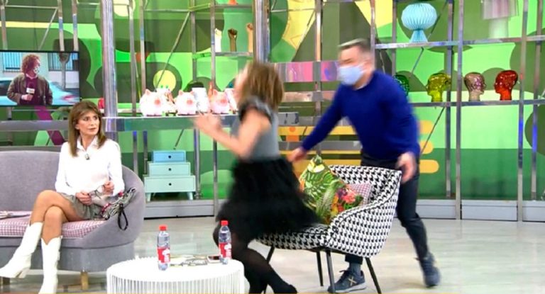 Los mejores sustos de Jorge Javier Vázquez a los colaboradores de Sálvame