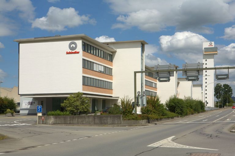 Schindler gana 716 millones en 2020, un 16,7% menos