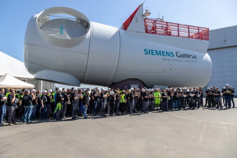 Eurodiputados españoles suman fuerzas ante los cierres de Siemens Gamesa