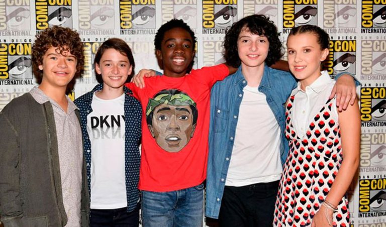 De niños a sex symbols: el estirón de los niños de Stranger Things