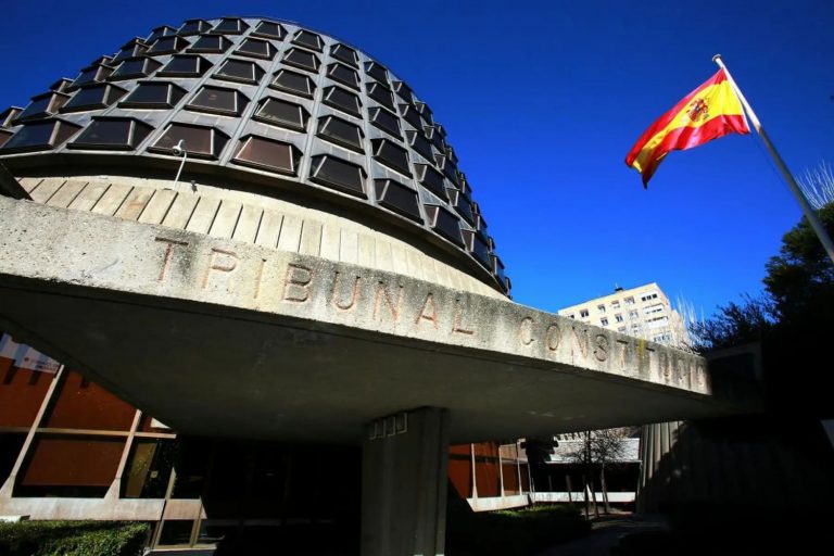 El TC rechaza discriminación al negar la pensión de viudedad a una mujer casada por el rito gitano