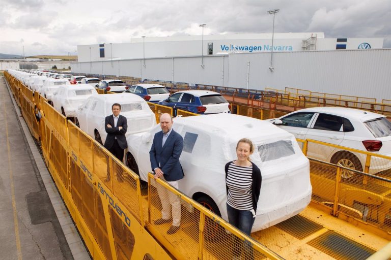 Volkswagen Navarra bate en 2020 el promedio histórico de coches distribuidos por tren