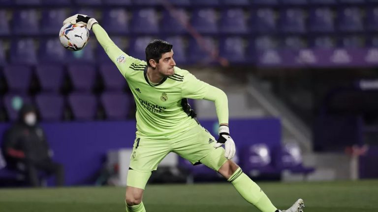 El Real Madrid vence por la mínima a pesar de la superioridad numérica