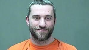 Dustin acabó en la cárcel tras su paso por 'Salvados por la campana'.