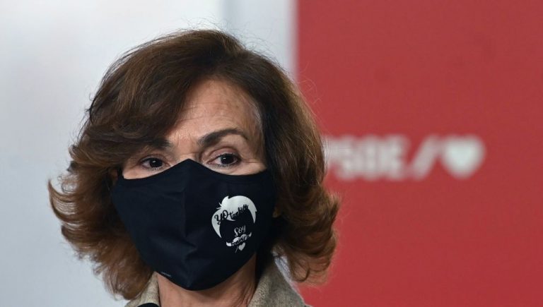 Calvo critica las formas de Podemos y su 