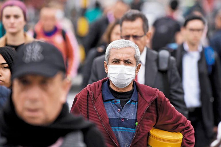 CSIC: Los ciudadanos recelan de la responsabilidad colectiva para superar la pandemia