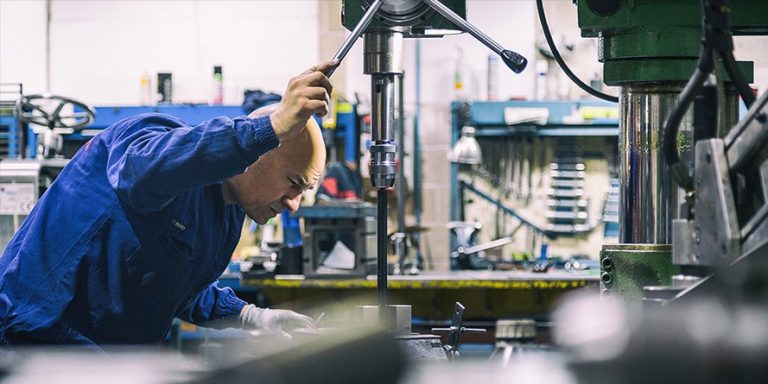 Un 61% de las compañías industriales espera suspender nuevos proyectos por la pandemia