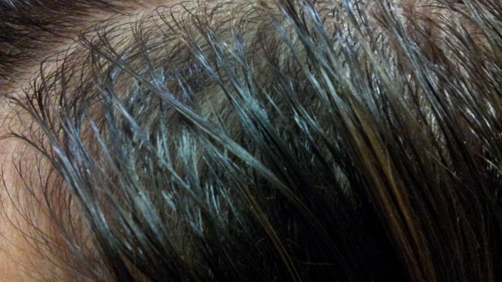 El truco para usar bien el champú según una peluquera