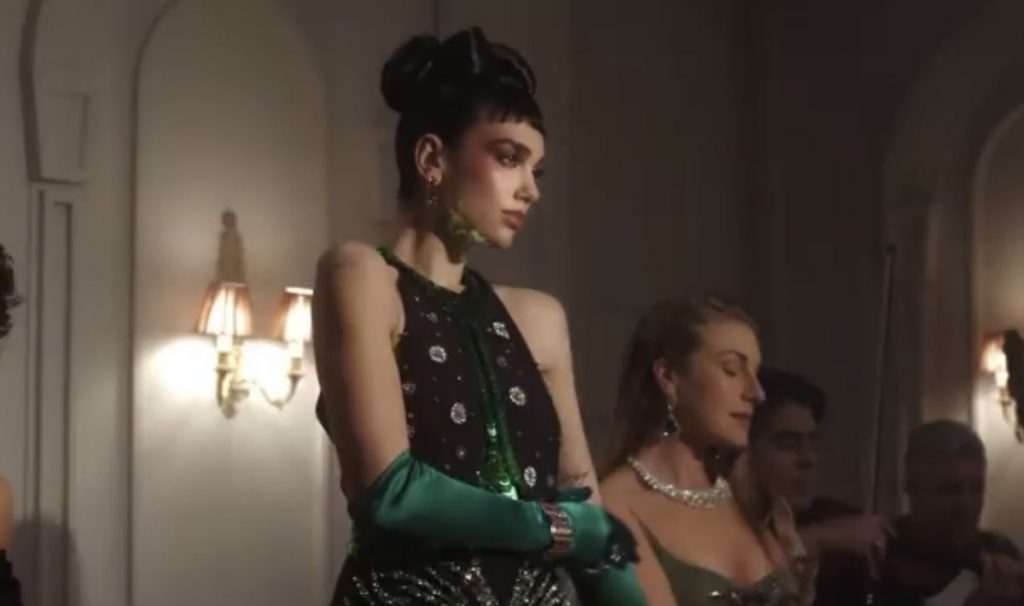 Dua Lipa presenta 'We're Good' nuevo single y videoclip 3 dua lipa were good 6