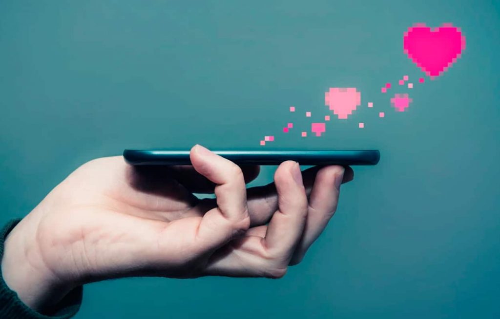 OCU: Tinder se corona como mejor app para ligar