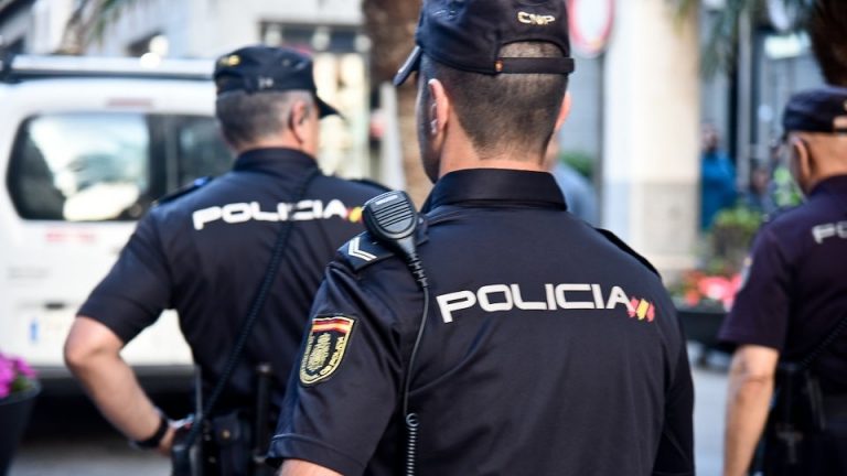 El Atlético impidió la actuación de la Policía Nacional