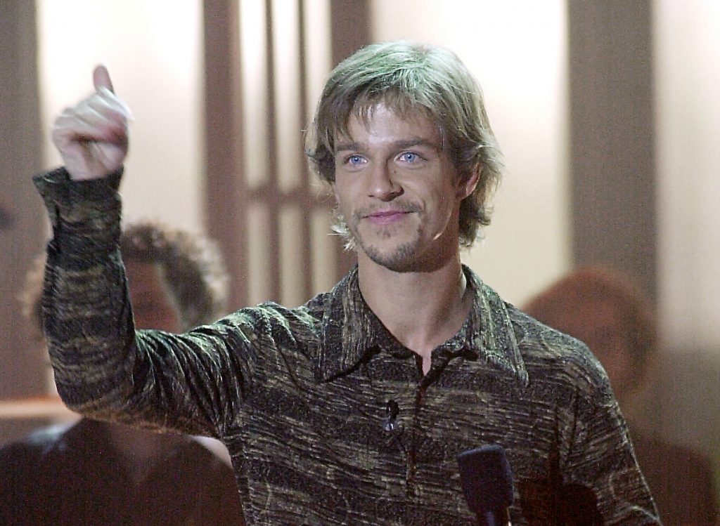 Operación Triunfo: concursantes que se declaran bisexuales 2 Enrique Anaut está entre los concursantes de Operación Triunfo abiertamente homosexuales o bisexuales.