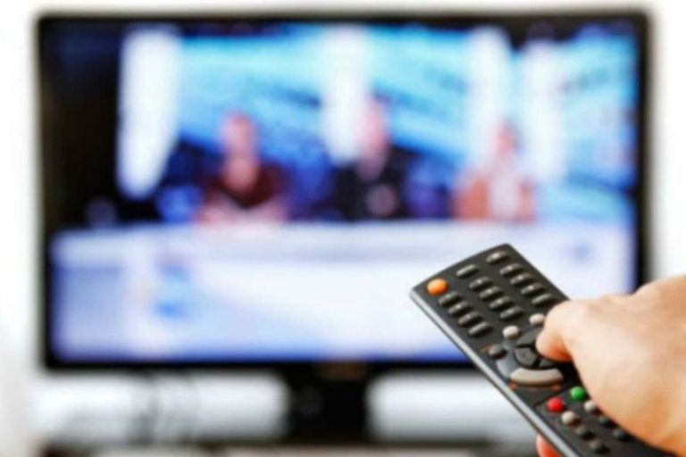 Los españoles vieron la TV en enero una media de 4 horas y 19 minutos