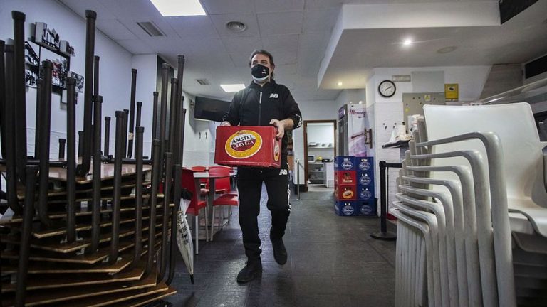 La C. Valenciana se plantea empezar a reabrir la hostelería el 1 de marzo
