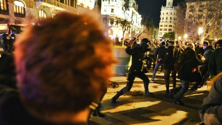PP, Vox y Cs acusan a Podemos de alentar la violencia en las calles