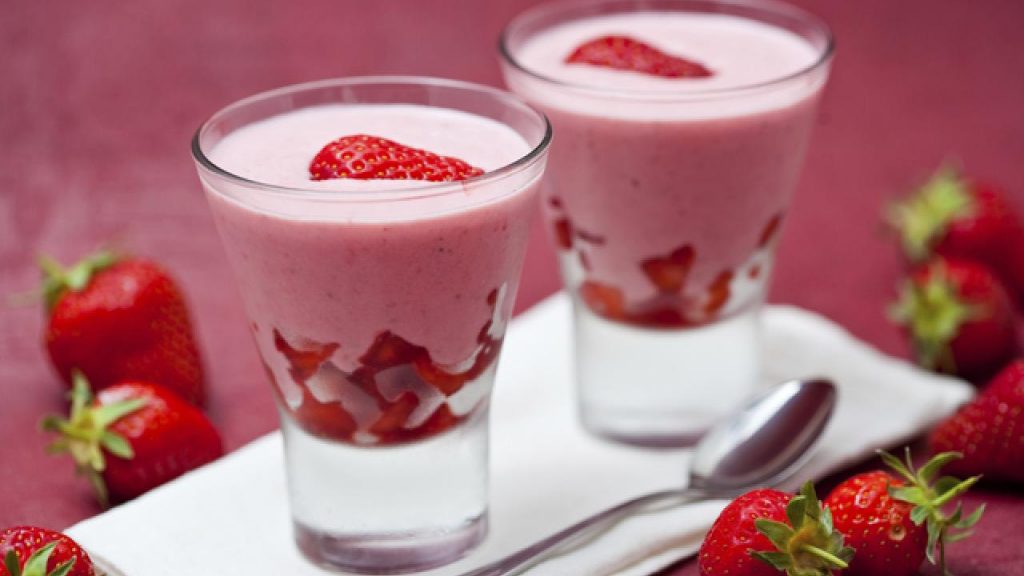 Mousse de fresas: la 'guinda' dulce para una noche de San Valentín