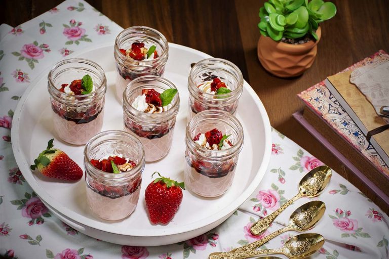 Mousse de fresas: la 'guinda' dulce para una noche de San Valentín