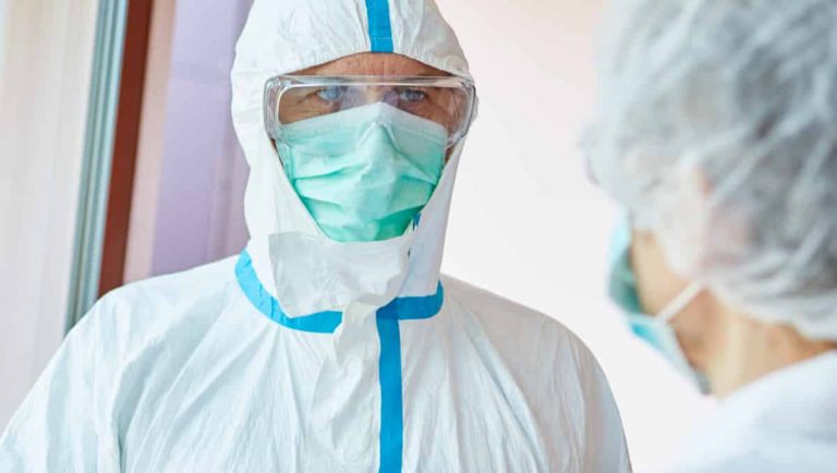 La UE necesita aumentar en 11 millones el número de sanitarios para 2030