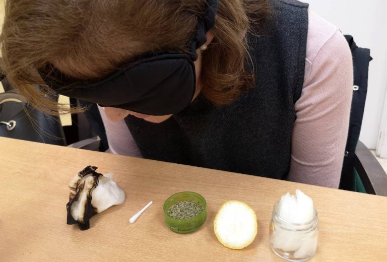 Cómo puedes recuperar el gusto y el olfato tras pasar el Covid