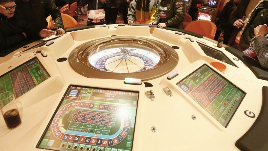 Los jóvenes y el juego: cada vez empiezan antes a apostar.