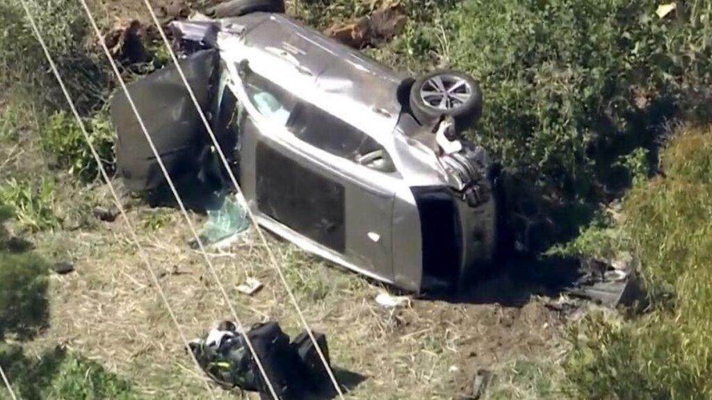 Así ha quedado el vehículo de Tiger Woods tras el accidente.