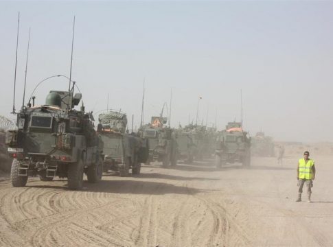 El 'think thank' de Defensa avisa del peligro de una rápida retirada de tropas en Afganistán El 'think thank' de Defensa avisa del peligro de una rápida retirada de tropas en Afganistán