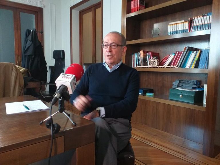 'La España que reúne' critica la actitud del PSOE en las mociones