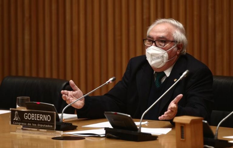 Universidades quiere reducir el plazo de homologación de títulos extranjeros en España