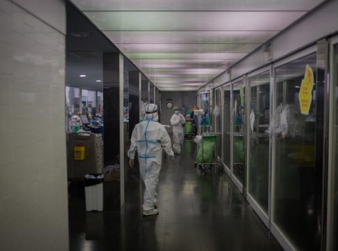 Cataluña, incapaz de frenar el ritmo de contagios Cataluña, incapaz de frenar el ritmo de contagios