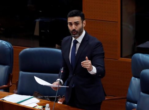 Ayuso sigue pescando ex de Ciudadanos para su lista Ayuso sigue pescando ex de Ciudadanos para su lista