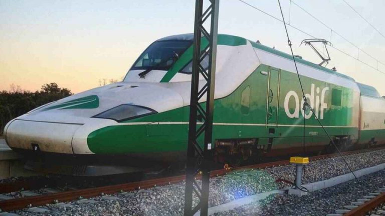 Adif ejecutó en 2020 la mayor inversión en la red convencional de la última década