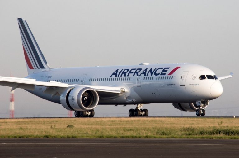 Air France prueba una solución de digitalización de resultados de test Covid-19