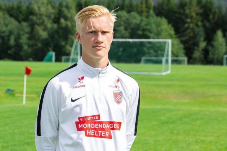 Le hace la competencia: el primo de Haaland que empieza a cautivar a los equipos