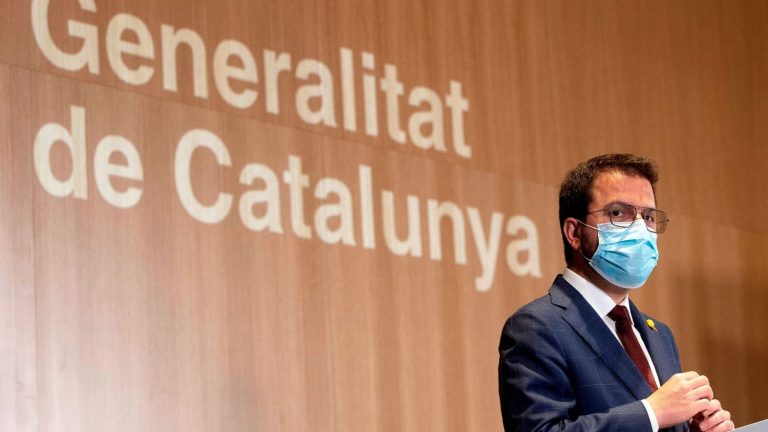 Borràs propone a Aragonès para la investidura a la Presidencia de la Generalitat