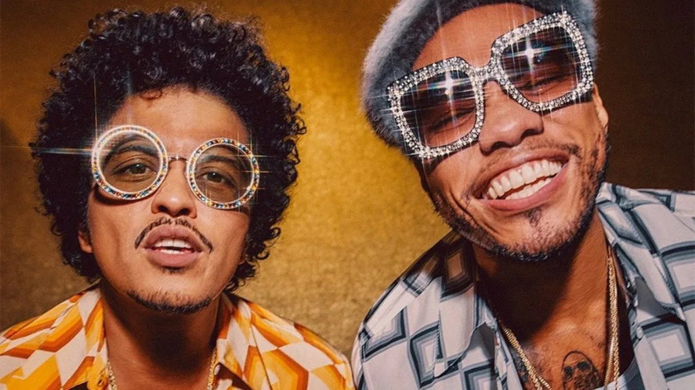 Bruno Mars Anderson .Paak Silk Sonic Leave the Door Open 2