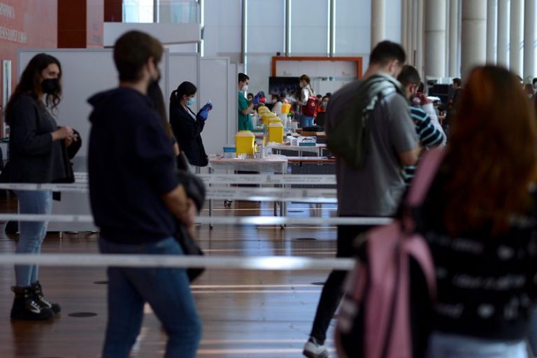 Castilla y León registra 263 nuevos casos y dos fallecidos