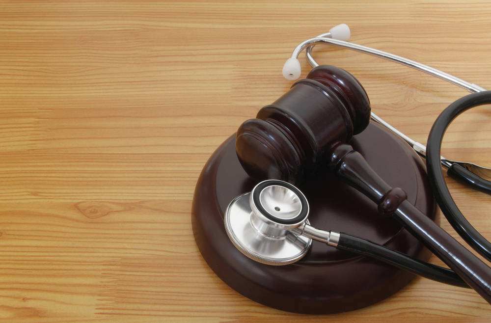 ¿Cómo denunciar una Negligencia Médica?