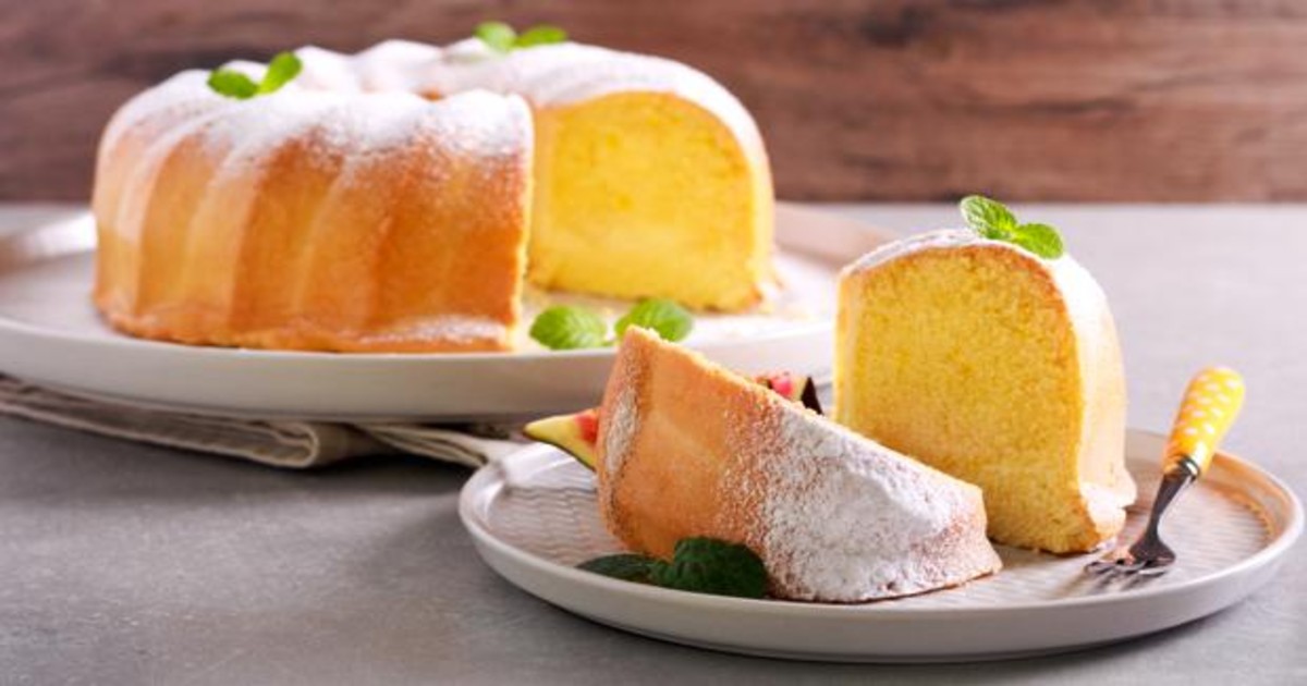 Cómo eliminar los grumos de la harina del bizcocho