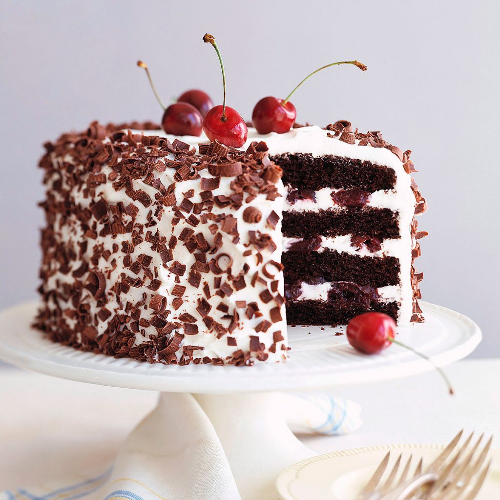 ¿Cuáles son los ingredientes que se necesitan para elaborar una tarta “Selva Negra”?