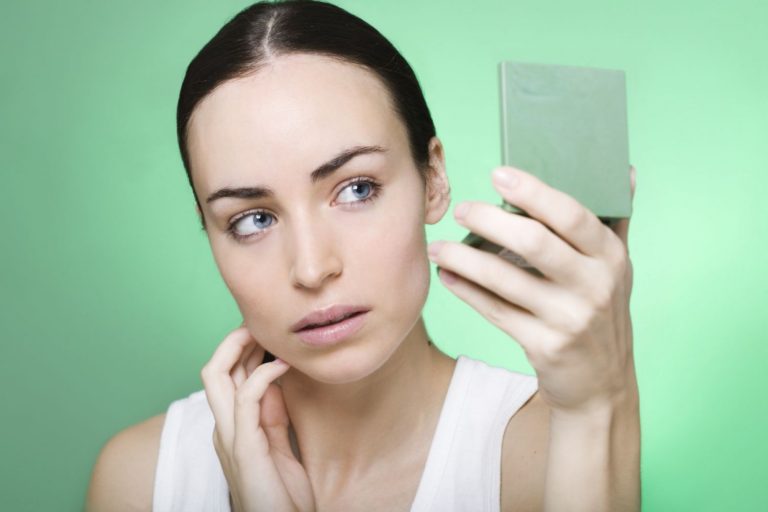 Cómo hacer que el vello facial no salga: remedios que funcionan para cortarlo por lo sano